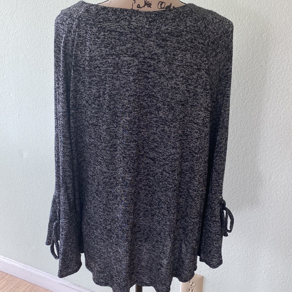 Cute Top💖 - Picture 5 of 7